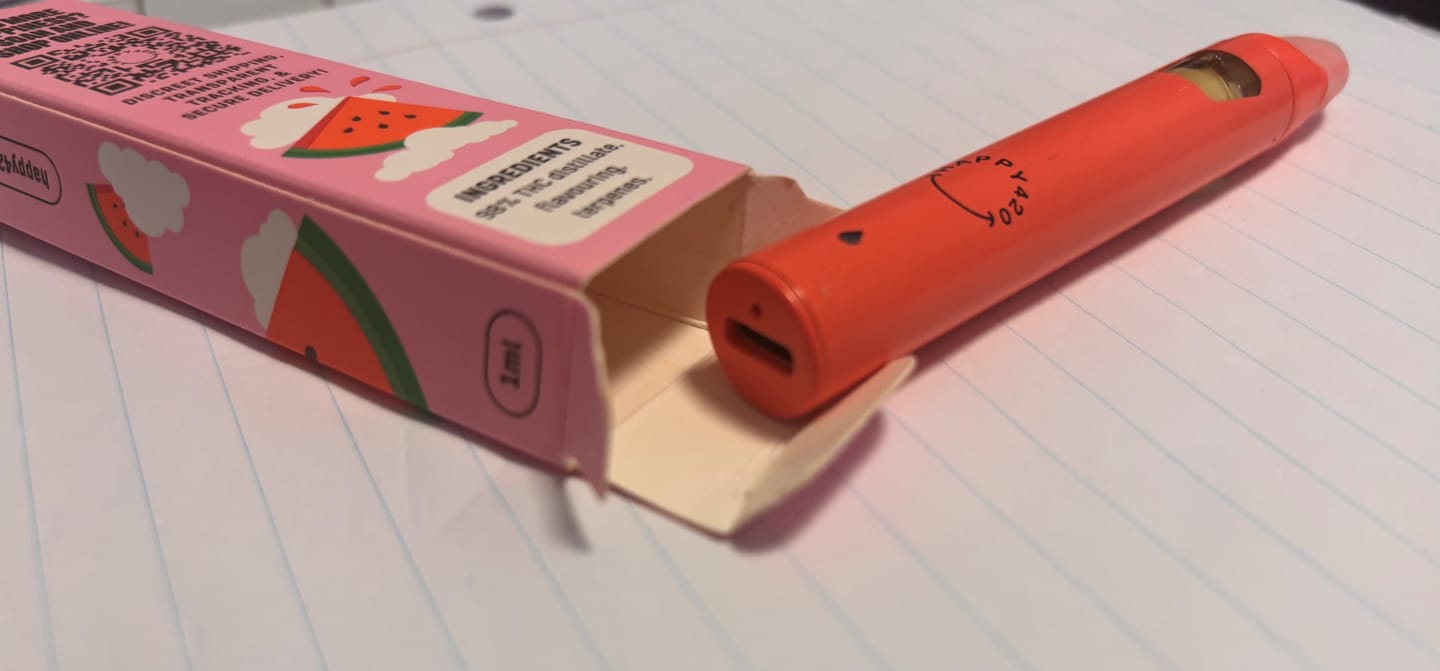 Customer photo review of Happy Hits Disposable THC Vape – Watermelon