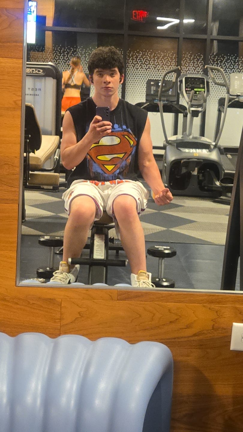 Customer photo review of 3004 - Superman Cut-Offs