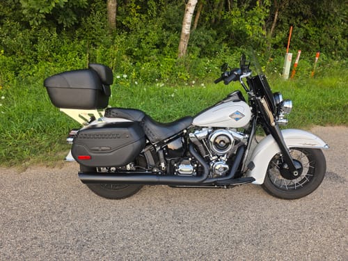 Customer photo review of 44L - Premium Extra Large Leather Wrapped Hard Motorcycle Trunk