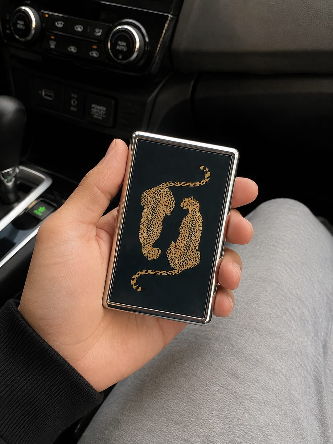 Customer photo review of Patina Tin Cardholder Wallet