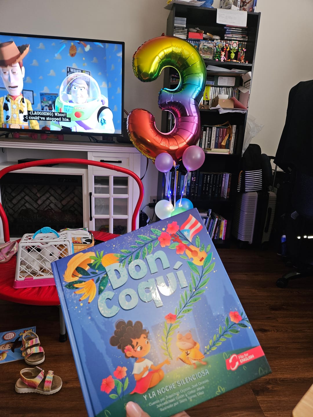Customer photo review of Don Coquí | Libro Bilingüe