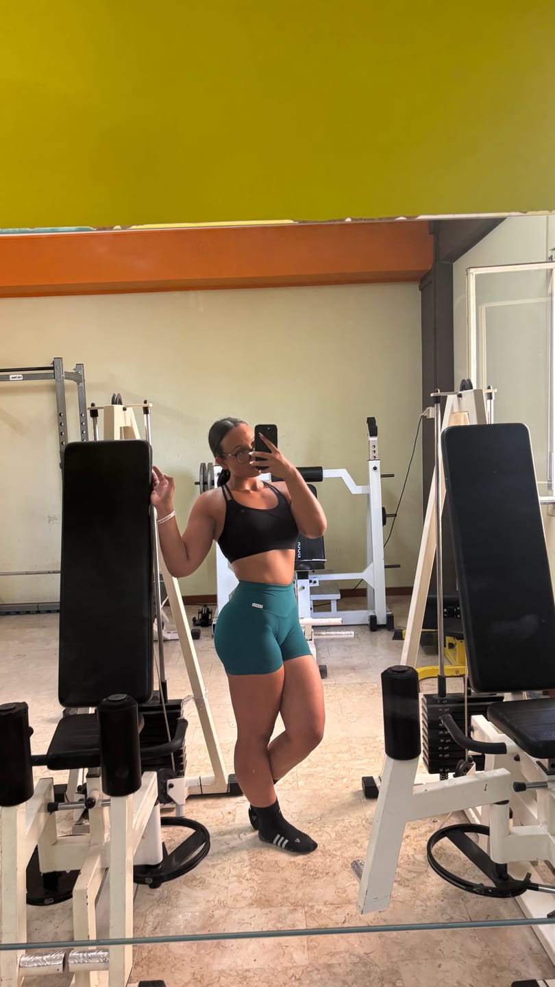 Customer photo review of Shorts Calipso Alexandrite Costine