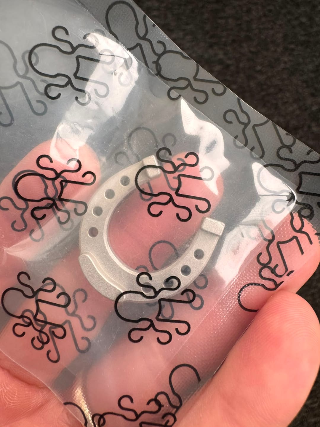 Customer photo review of PLAY BOLD LUCKY HORSESHOE MARKER - Stainless Steel