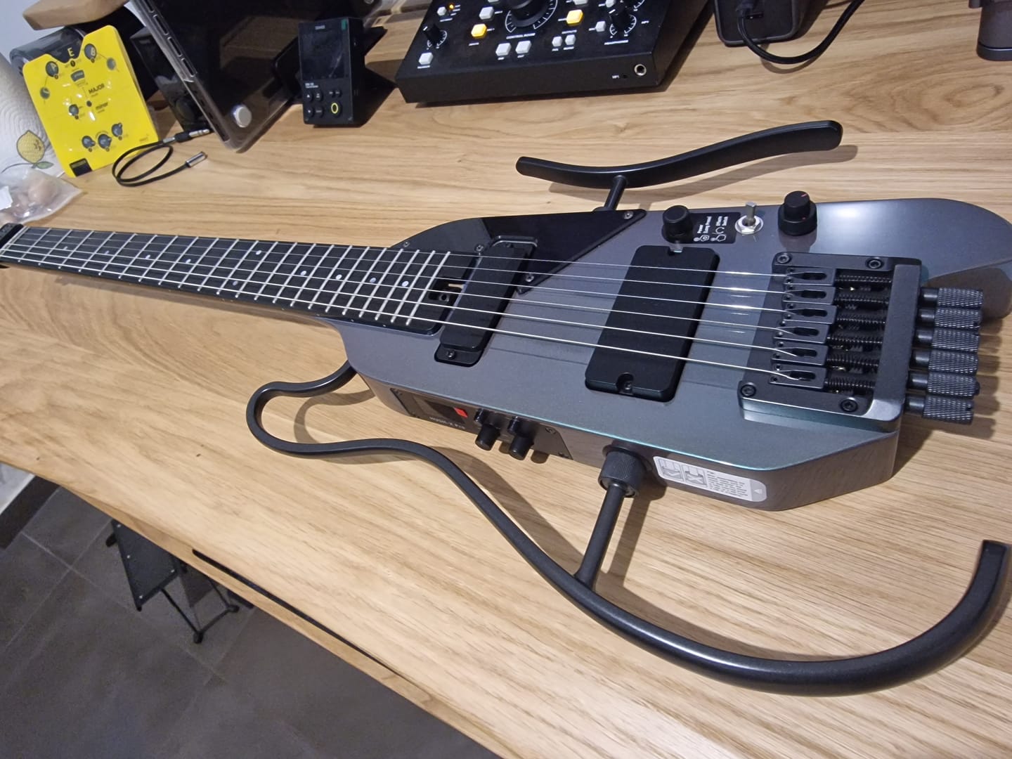 Customer photo review of Donner HUSH X PRO Chitarra da viaggio versatile