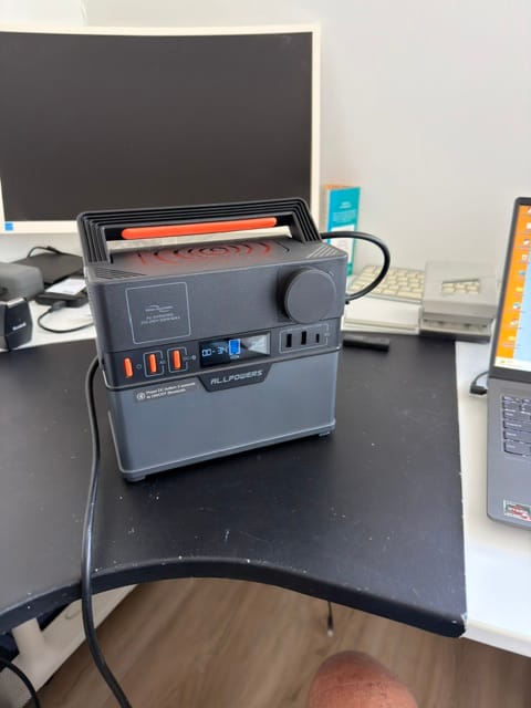 Customer photo review of ALLPOWERS S300 Plus Portable Power Station 300W 288Wh