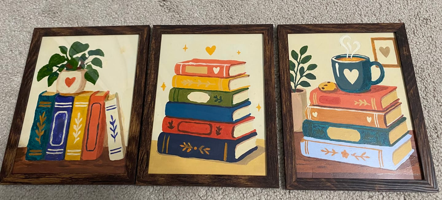 Customer photo review of 4 Mini Paintings - Colorful Book Set