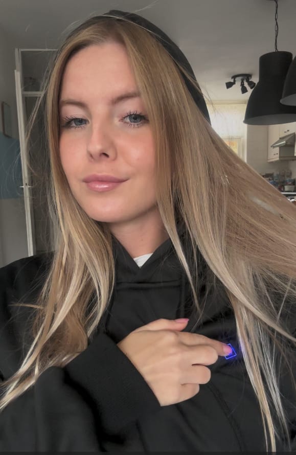 Customer photo review of Heatable Hoodie