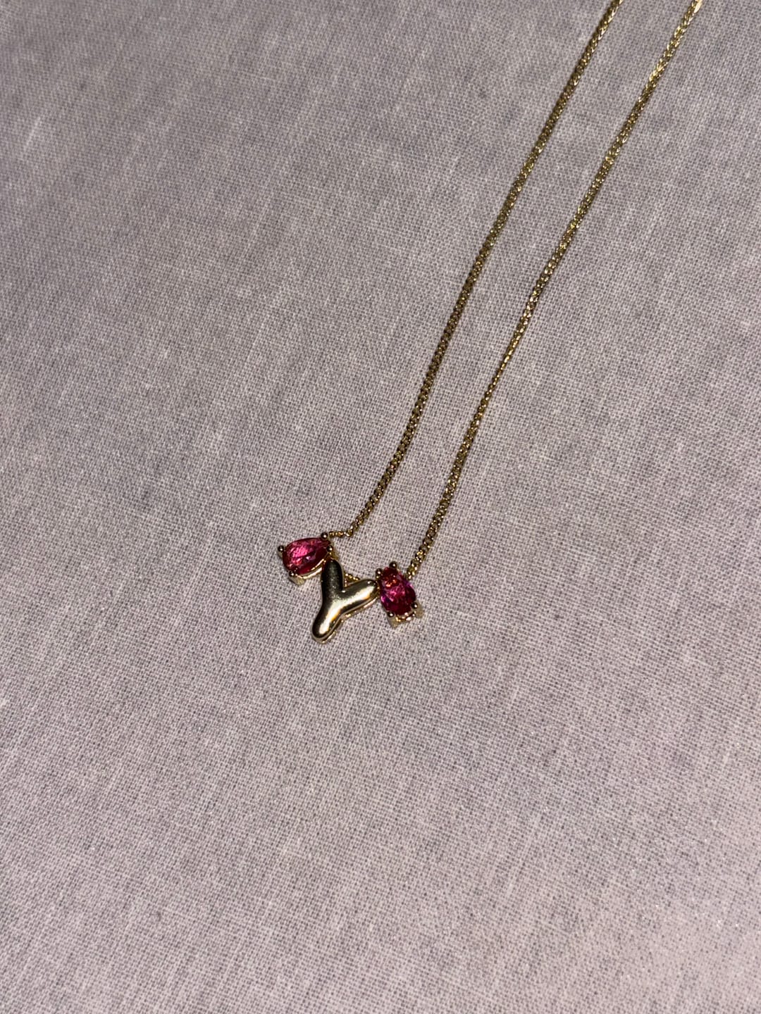 Customer photo review of Personaliza Tu Collar Birthstone Gota Dorado