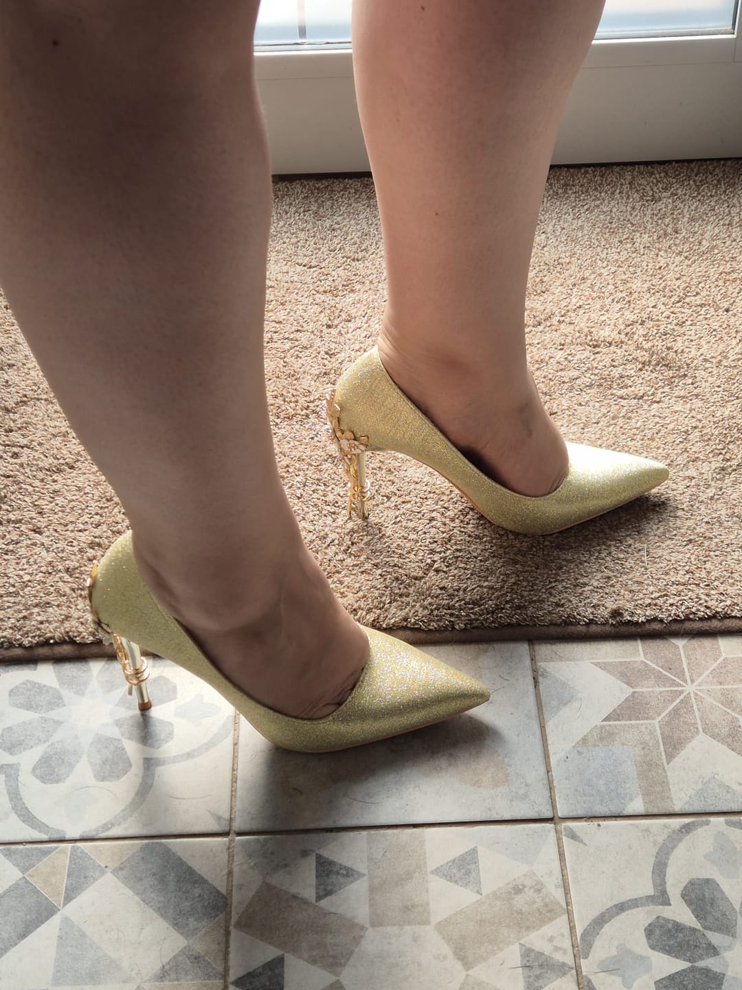 Customer photo review of Belle