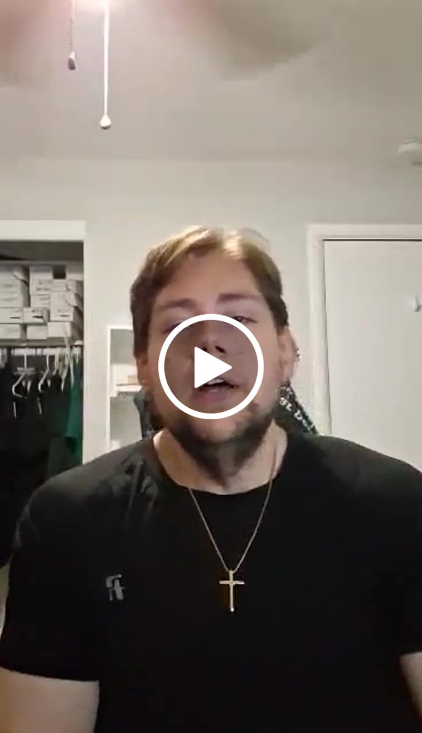 Customer video review of Kingdom Performance Tee