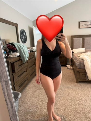 Customer photo review of Emoswim - Women Tummy Control One Piece Swimsuit - Push Up Bathing Suit Full Coverage Slimming Swimwear