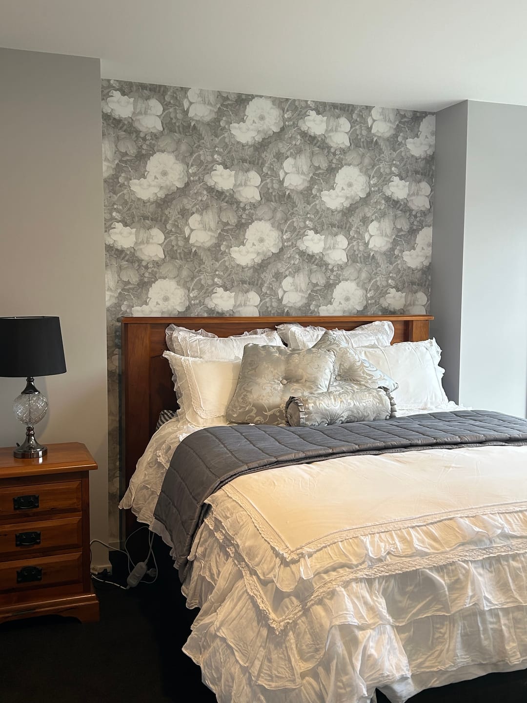 Customer photo review of Dutch Floral Wallpaper - Grey