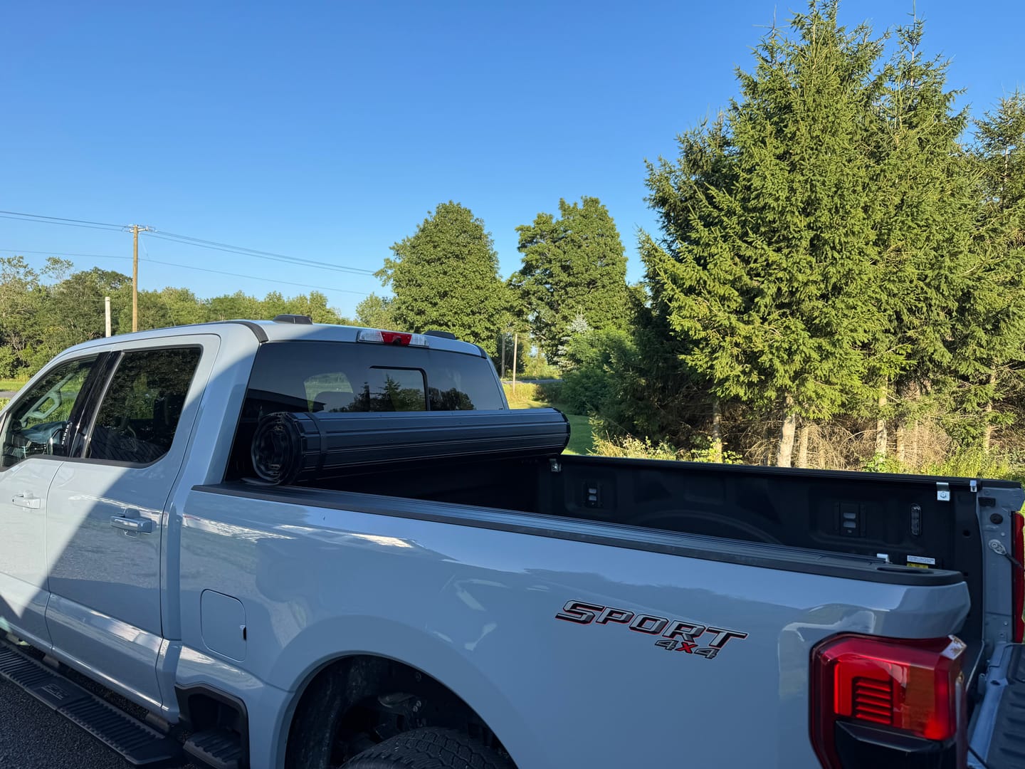 Customer photo review of Rough Country 50517650 Hard Roll Up Bed Cover | 6'10" Bed | Ford F-250/F-350 Super Duty (17-26)