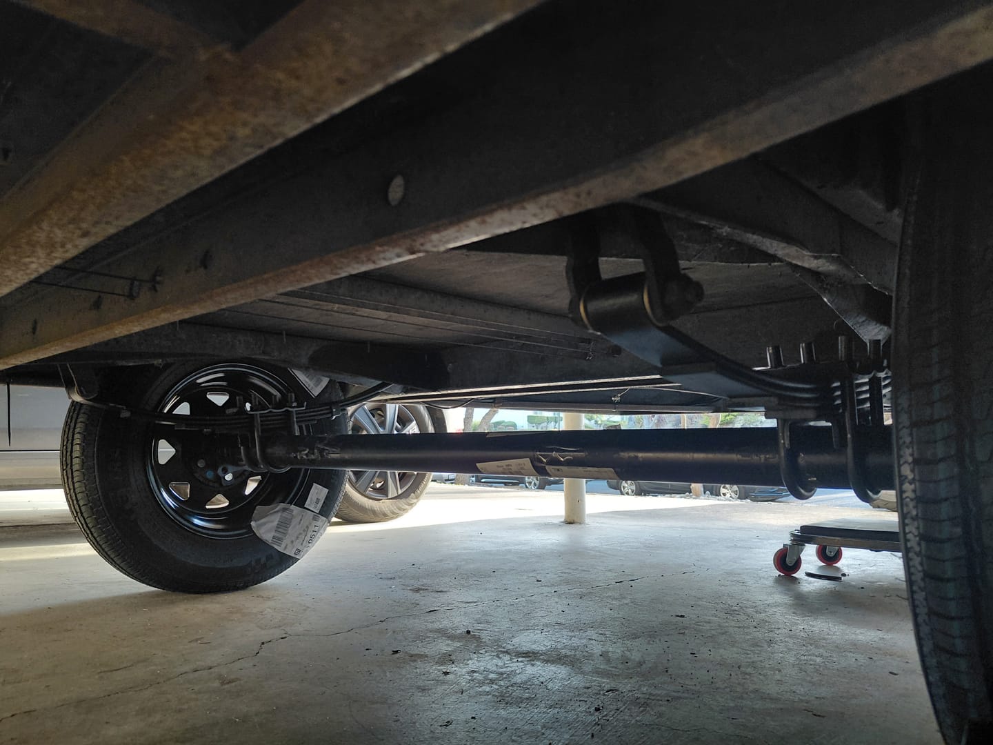 Customer photo review of 3500 lb Trailer Axle With Idler Hubs | Round Drop