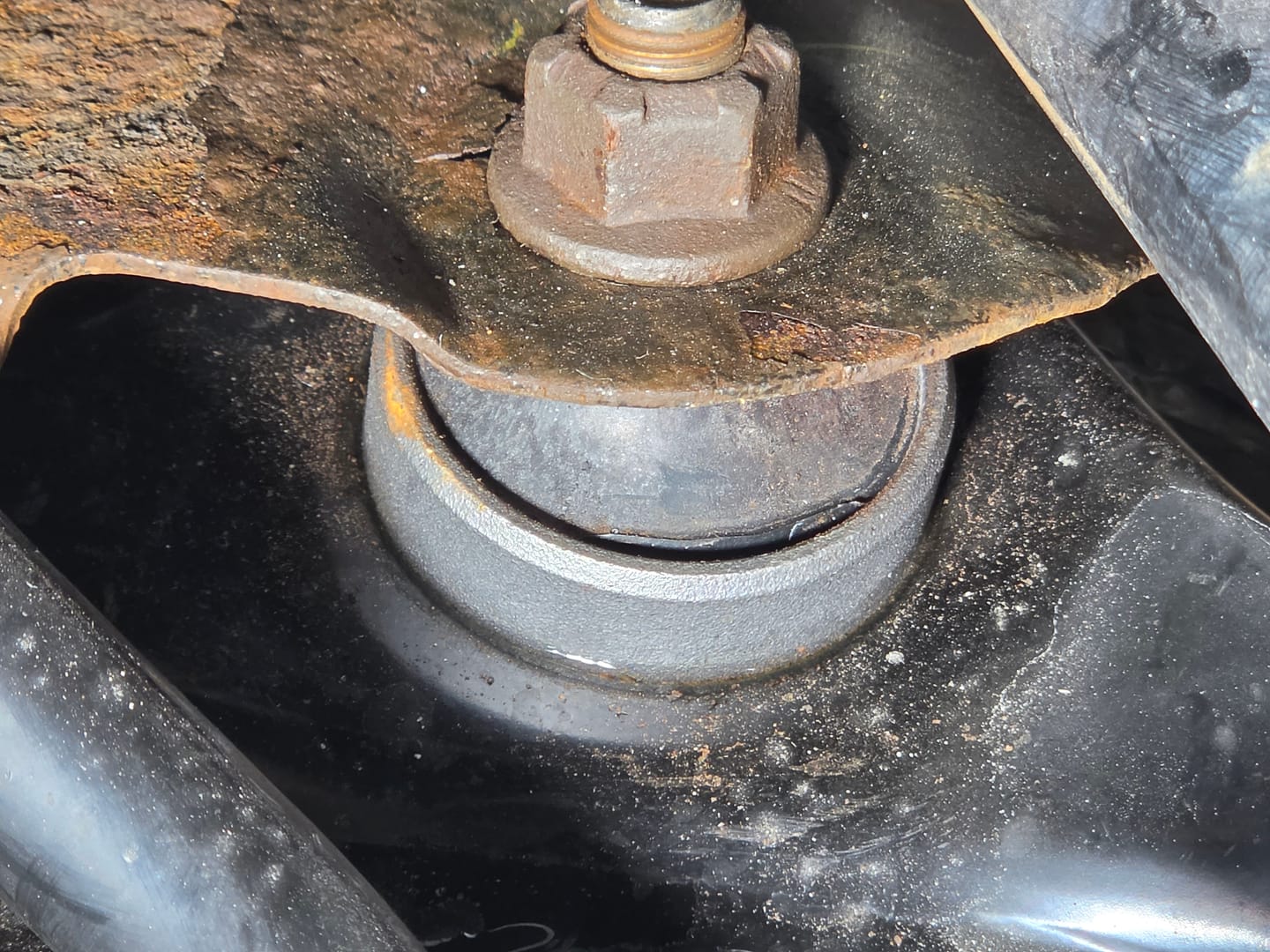 Customer photo review of Front Suspension Control Arm And Tie Rod End Kit For Nissan Micra Versa Note K72-101499