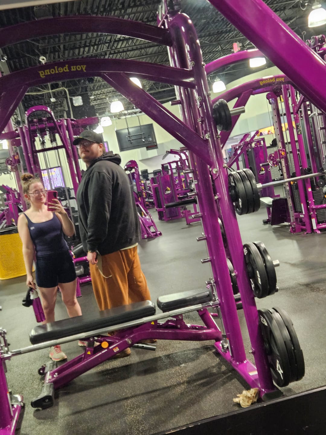 Customer photo review of Moderné Tank