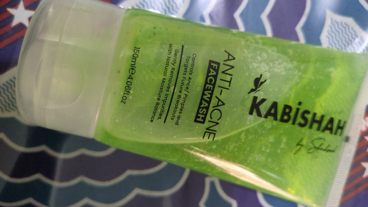 Customer photo review of Anti Acne Facewash 150ml