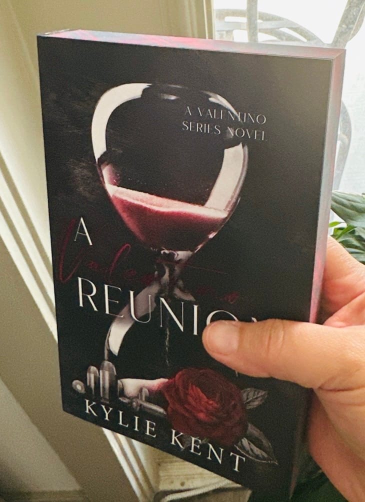 Customer photo review of A Valentino Reunion
