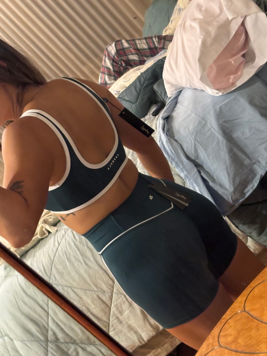 Customer photo review of W161 - Elevate outline Shorts 5" New Colors