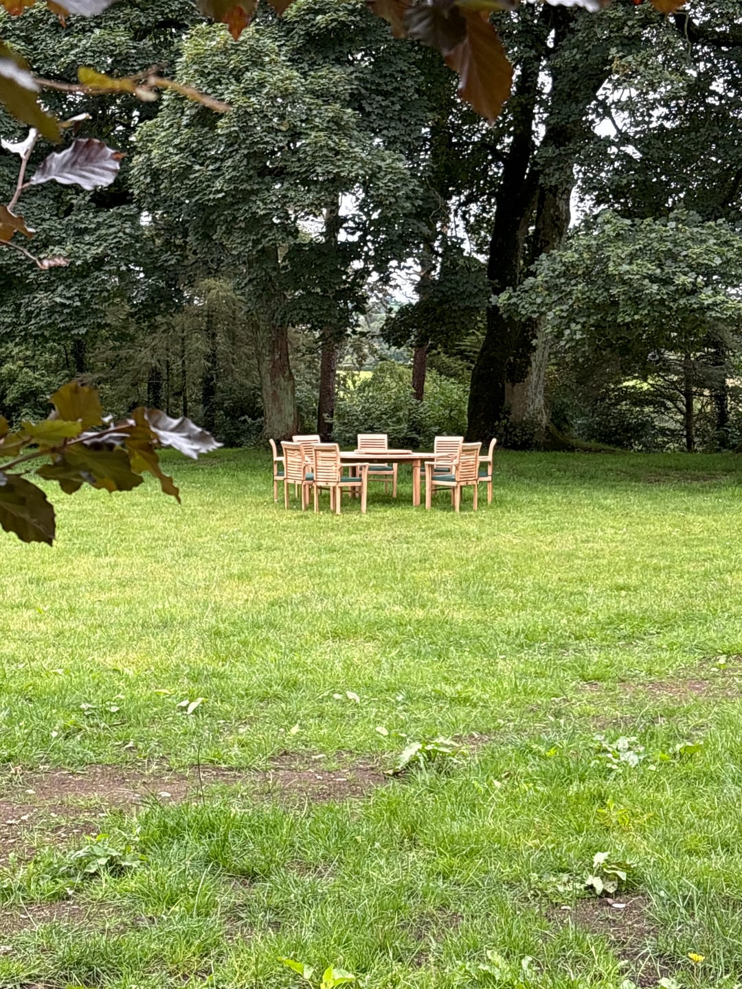 Customer photo review of Teak 180cm Maximus Round Stacking Set (8 Oxford Stacking Chairs) Complete set Cushions included
