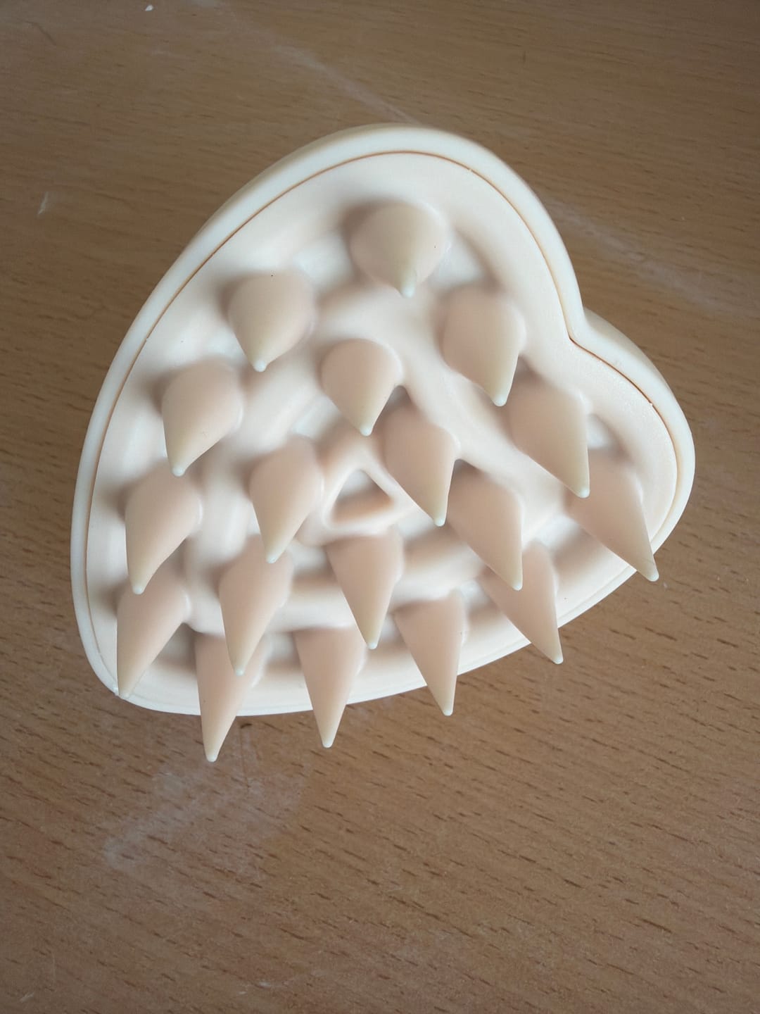 Customer photo review of Teddy Hair To The Throne Scalp Massager