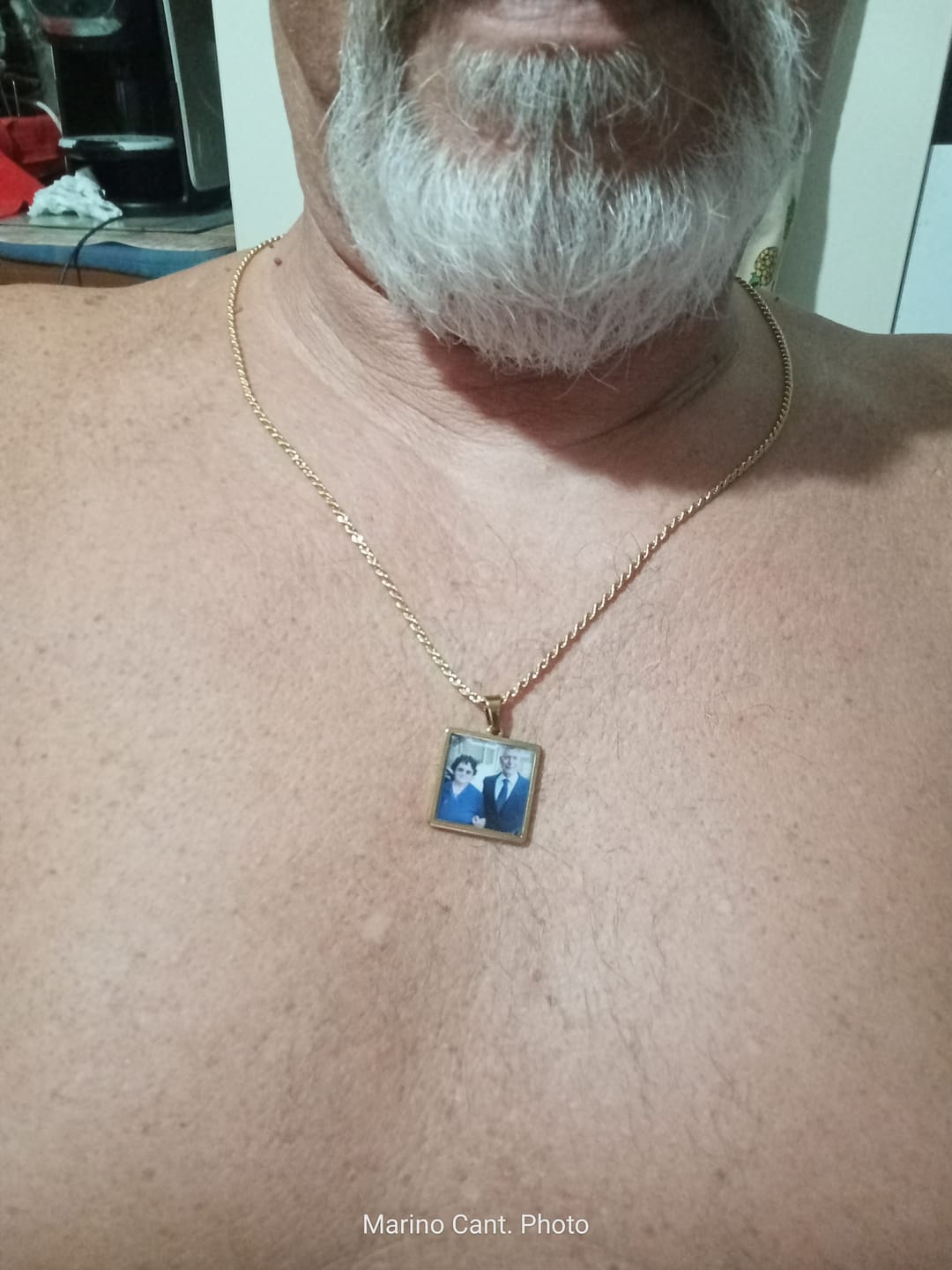 Customer photo review of Collana con Foto - Portami con Te