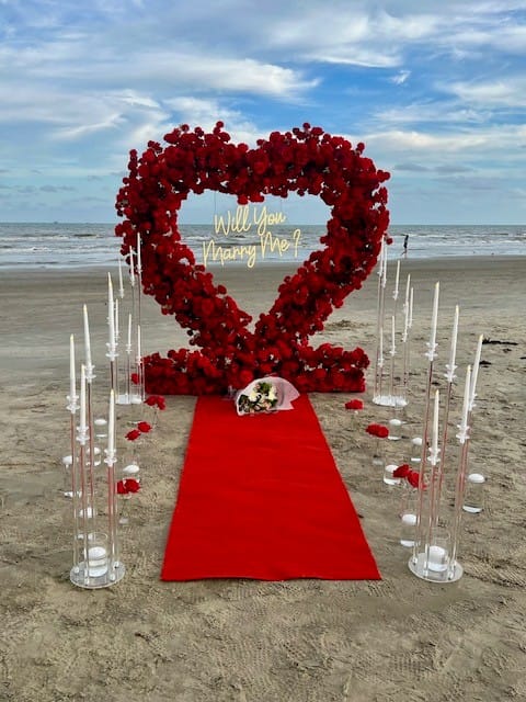 Customer photo review of AliFlowers 5D Red Rose Heart Arch for Proposal & Wedding Backdrop ALFAH004