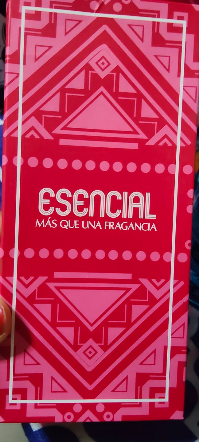 Customer photo review of M051 Inspirado en: 212 VIP Rose - Carolina Herrera