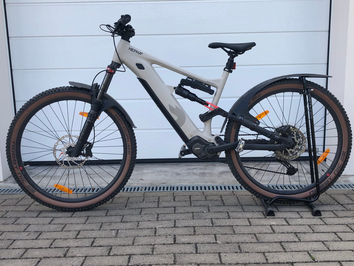 Customer photo review of All Mountain 7 Alloy Performance