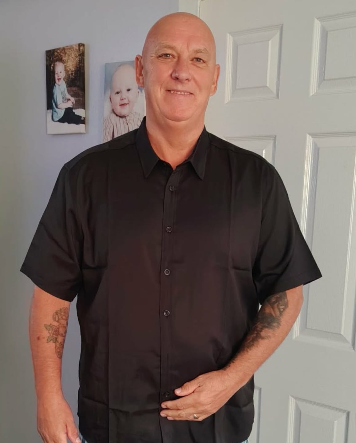 Customer photo review of Men's Breathable Solid Color Cotton Button Up Casual Short Sleeve Shirt