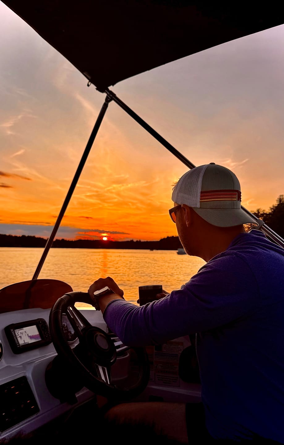 Customer photo review of SOLAR HOODED TEE