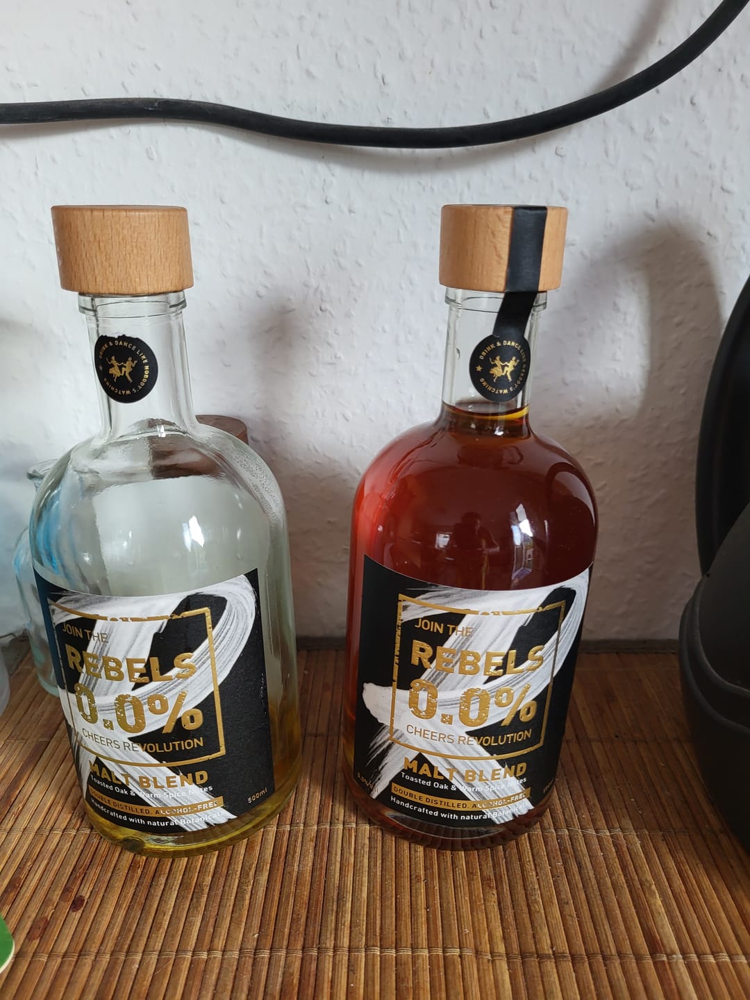 Customer photo review of REBELS 0.0% MALT BLEND (alcohol-free dark spirit)