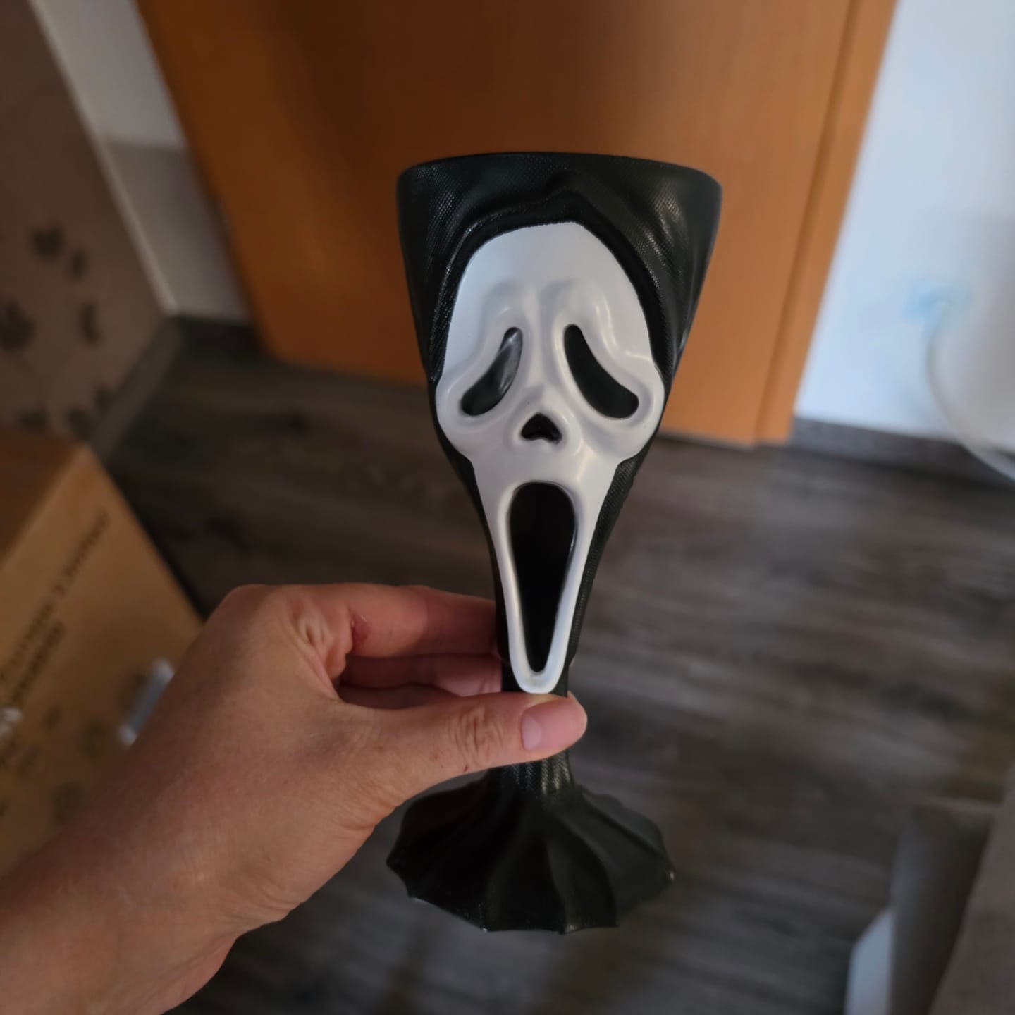 Customer photo review of Ghost Face Trinkkelch – Spooky Goblet für Horrorabende