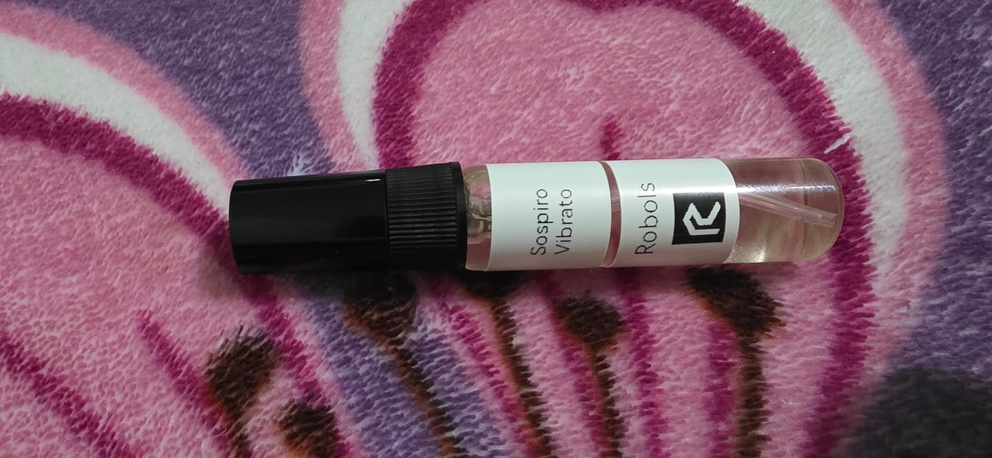 Customer photo review of Sospiro Vibrato Eau de Parfum