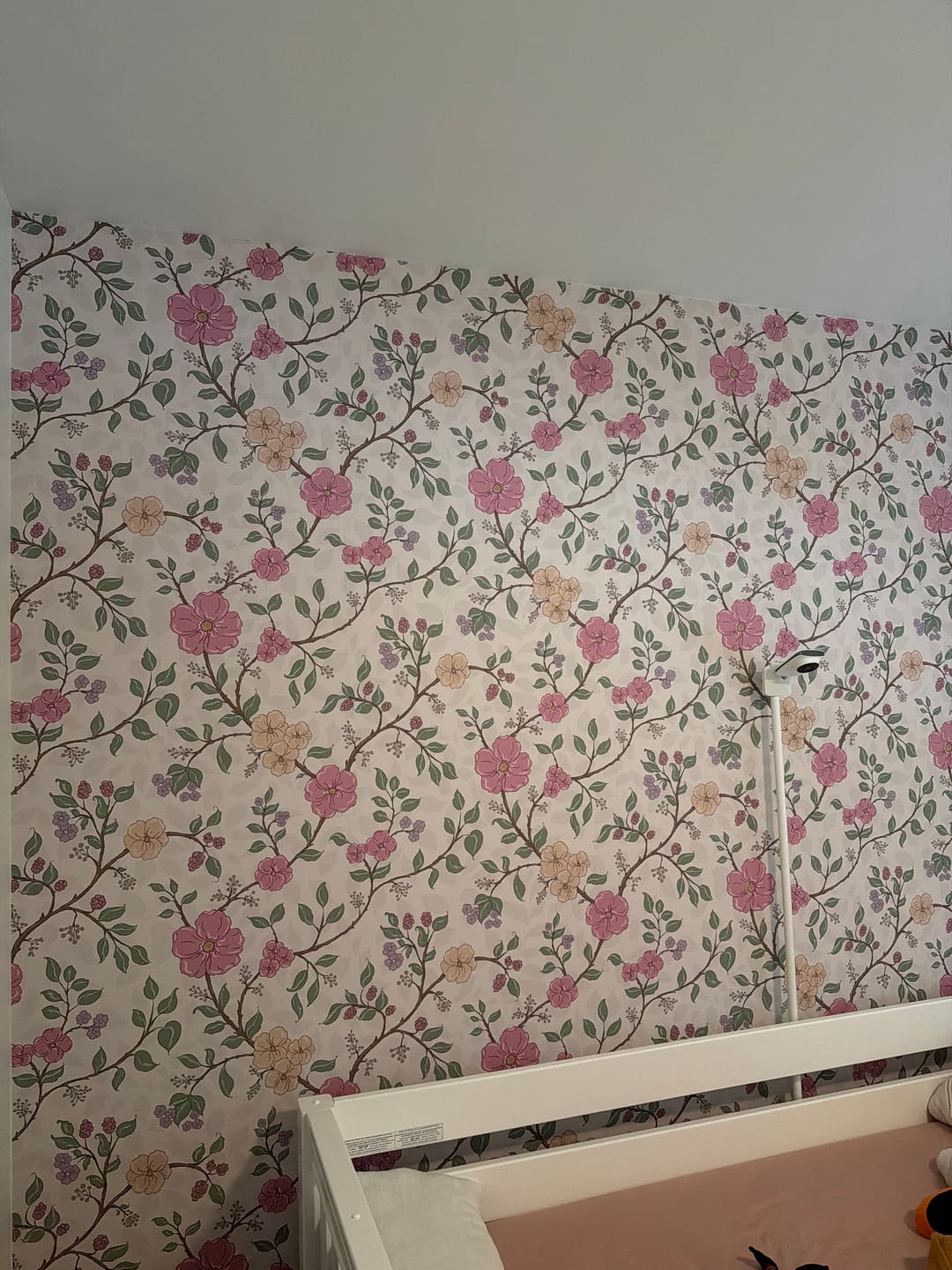 Customer photo review of Maribel Wallpaper by Irina Parizova