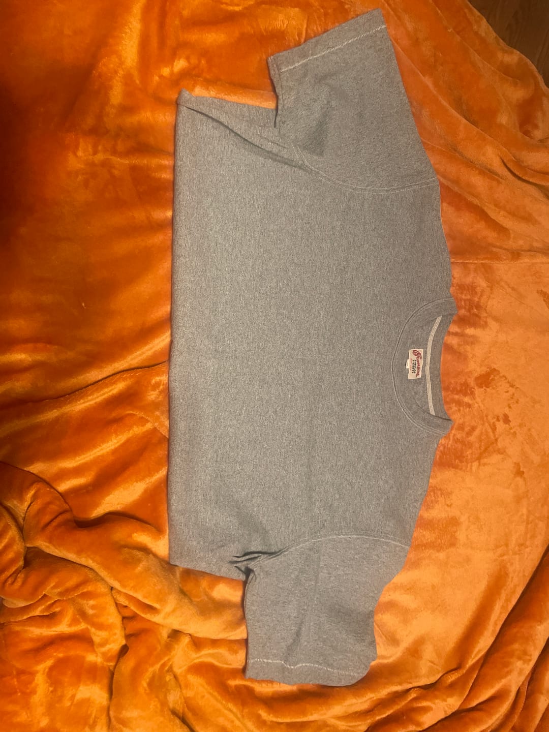 Customer photo review of Loopwheel Tubular Athletic T-Shirt - Gray