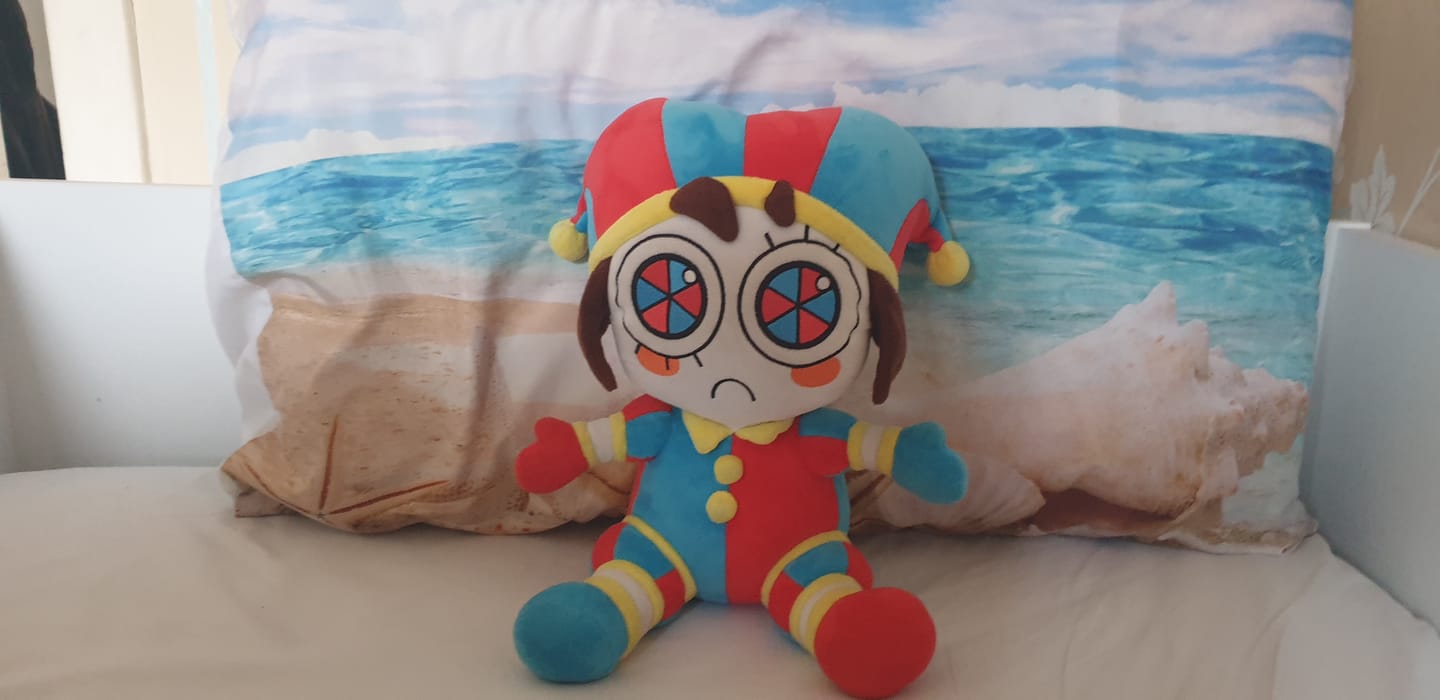 Customer photo review of Pomni Plush