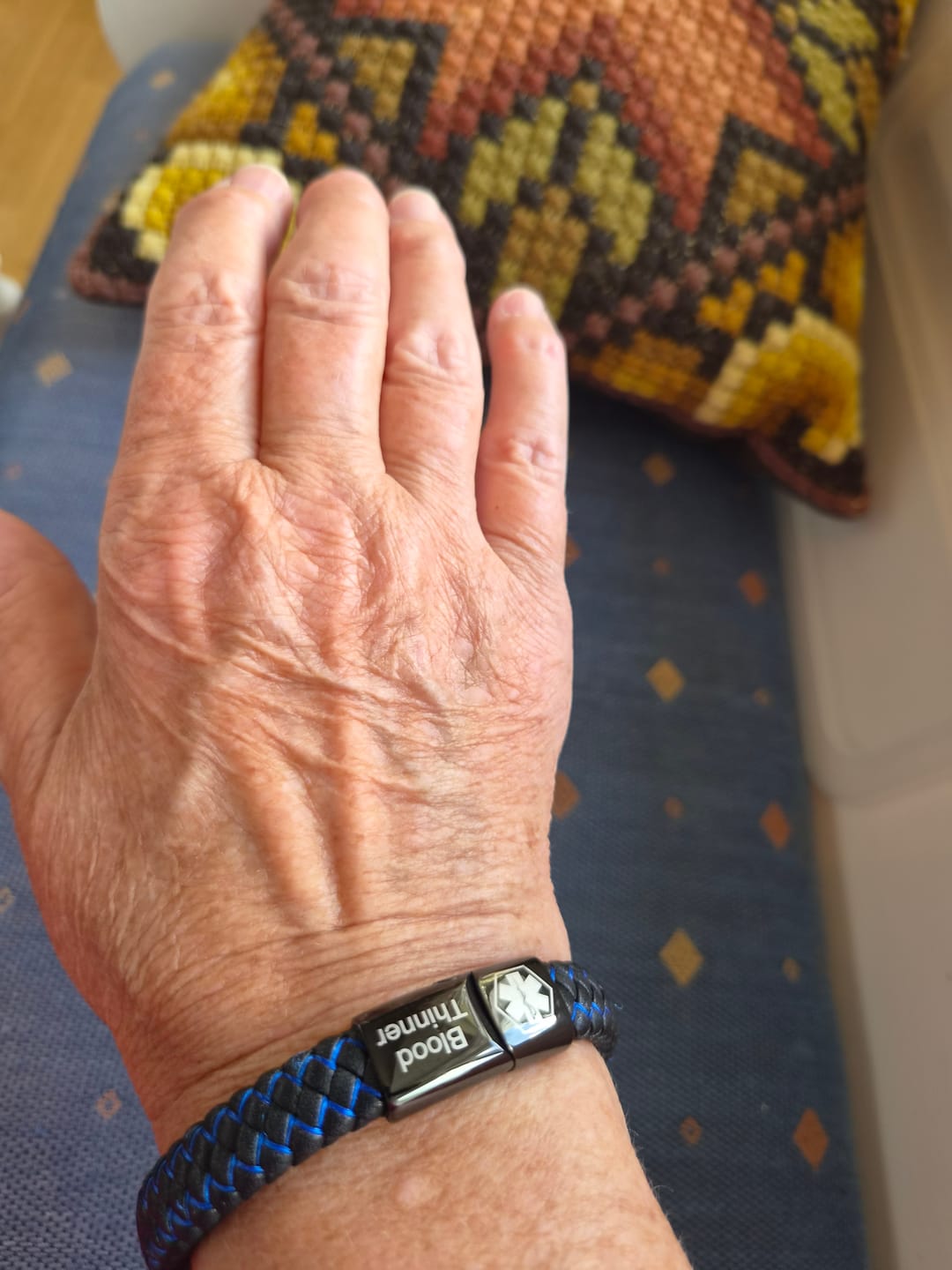 Customer photo review of Medicinskt varningsarmband