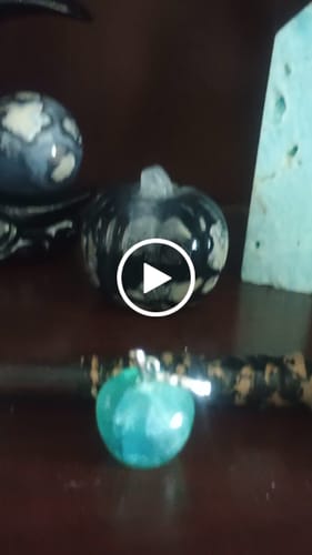 Customer video review of Volcanic Agate Pumpkin