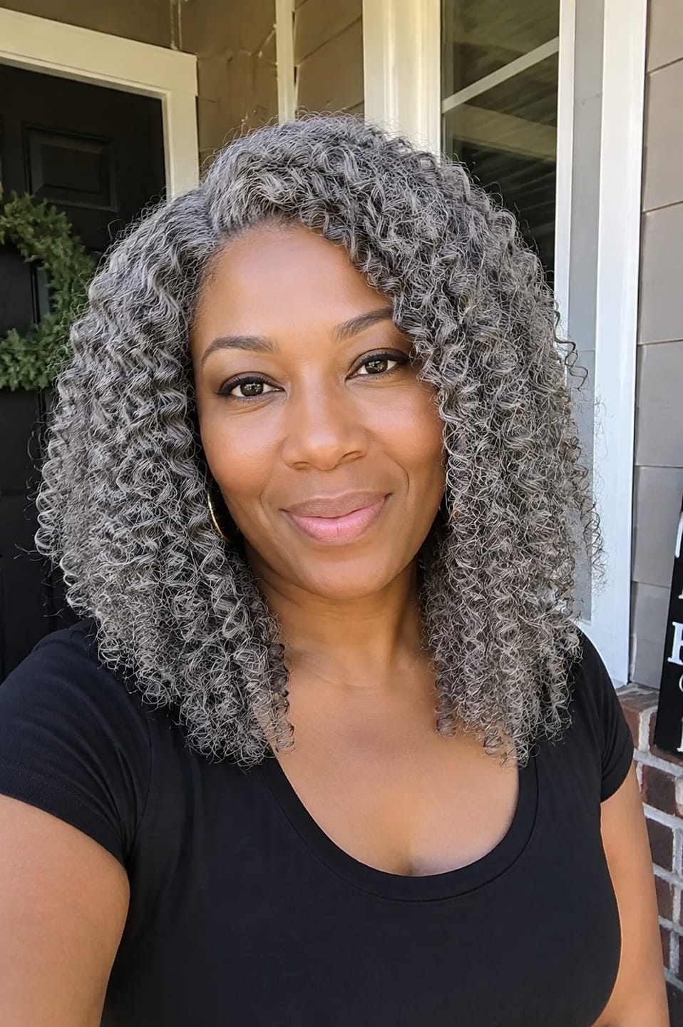 Customer photo review of Luvwin 13x4 Salt And Pepper Wand Curly Glueless Gray Color Pre-Cut Lace Wig