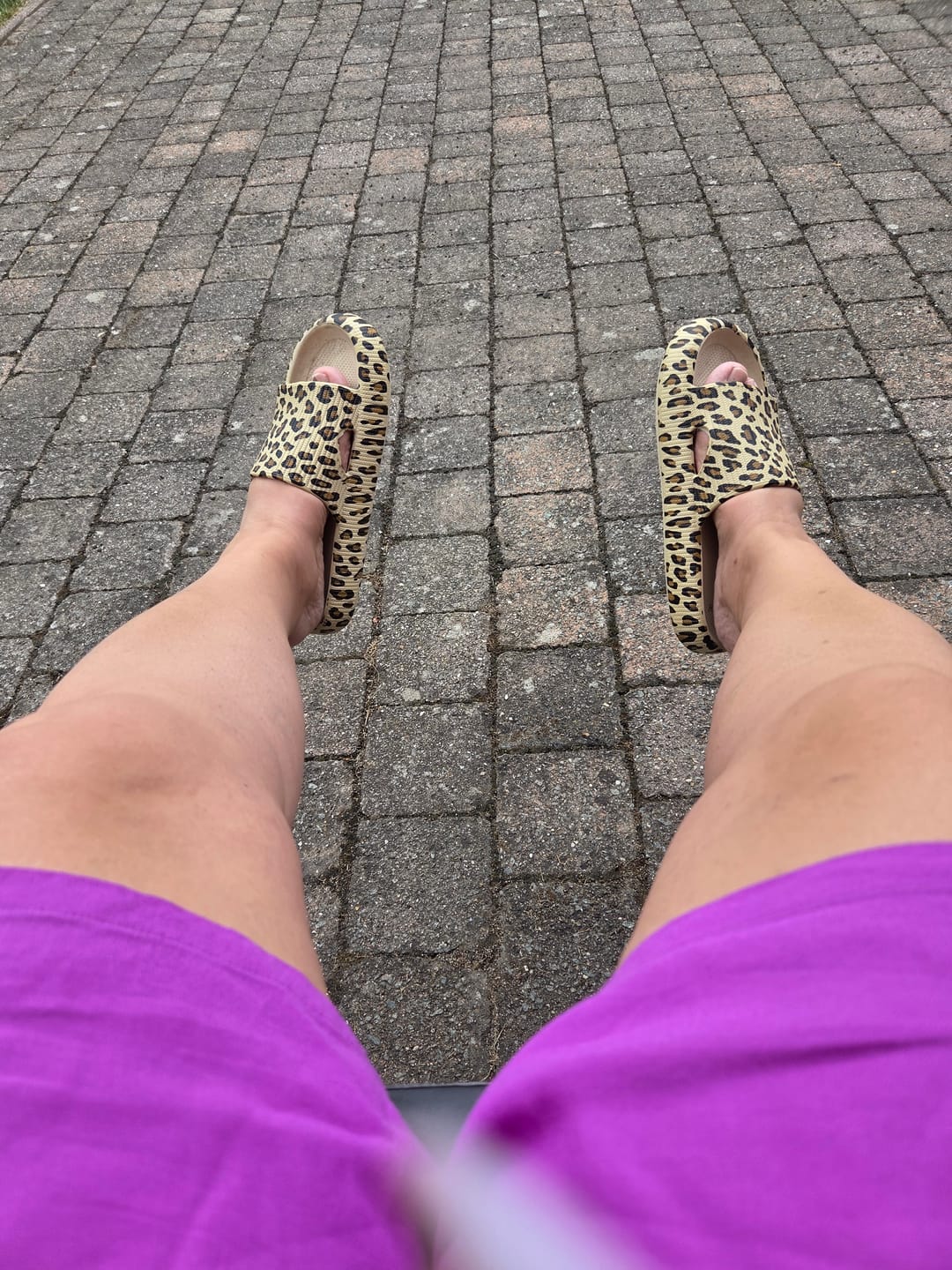 Customer photo review of HappyFlops Limited Editions