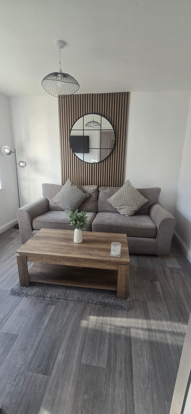 Customer photo review of Premium 3 Sided Wall Panels - 240cm x 60cm (Multiple Colours)