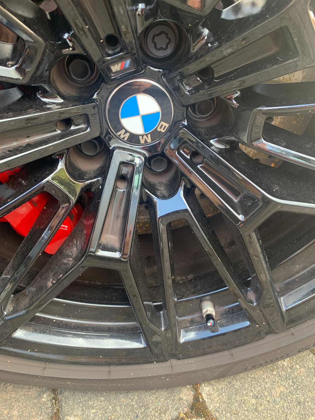 Customer photo review of BMW M VALVE CAP SET