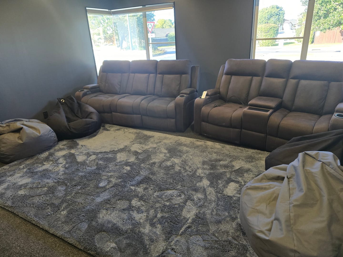 Customer photo review of Deluxe Shaggy Relax Mat - 35mm Memory Foam Base