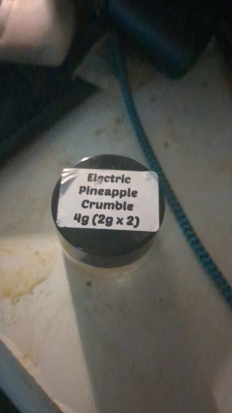 Customer photo review of Electric Pineapple Crumble (Buy 1 Get 1)