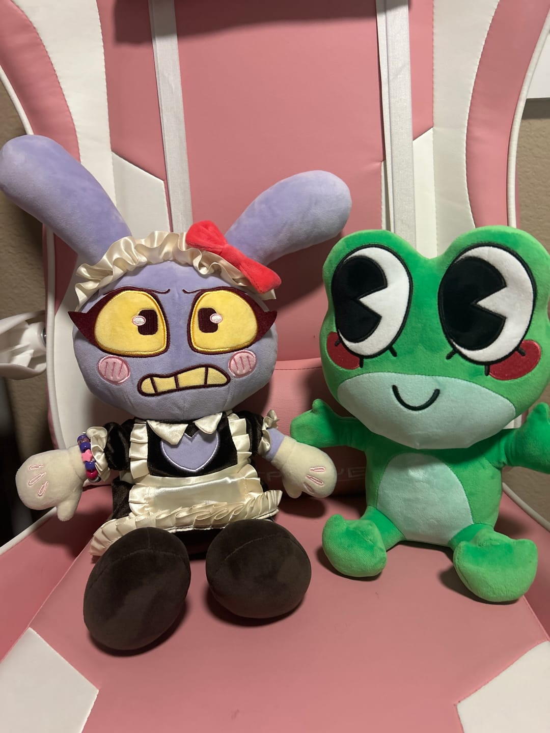 Customer photo review of Maid Jax Plush