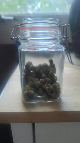 Customer photo review of Raspberry Kush - 28 Grams - Indica