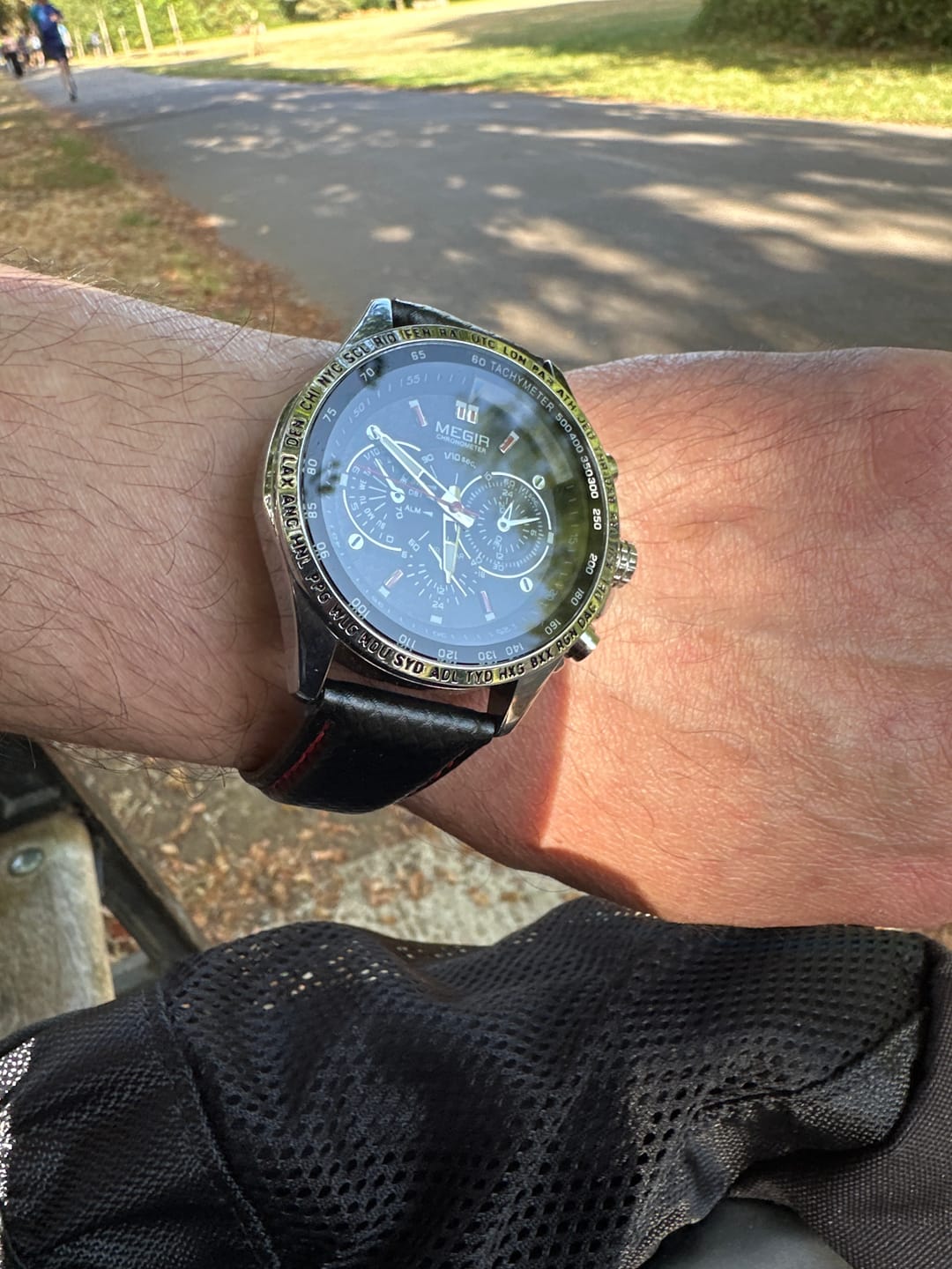 Customer photo review of MEGIR - LuxoWear