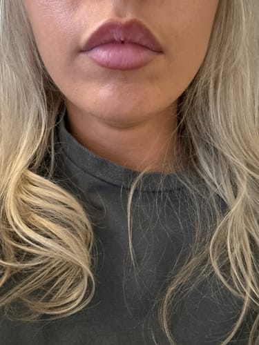 Customer photo review of SCULPT+STAIN Lip Liner Marker - Rich