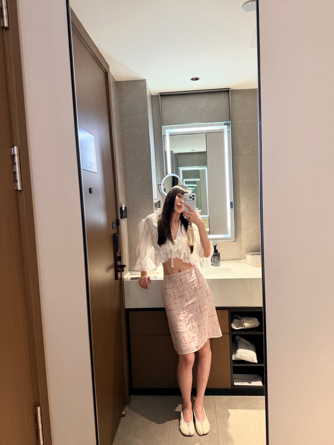 Customer photo review of ROVENTE Romantic Lace-Trim Tie-Front Cropped Blouse